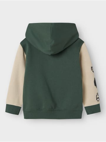 name it Strickjacke in Garden Topiary