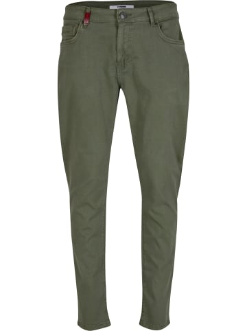 2Y Premium Slim Fit in olive