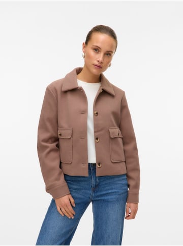 Vero Moda Jacke in Fossil
