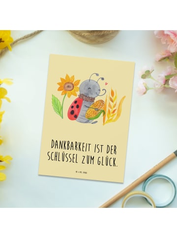 Mr. & Mrs. Panda Ansichtskarte Erntedankfest Dankbarkeit mit Spruch in Gelb Pastell