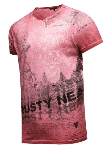 Rusty Neal Vintage Biker T-Shirt mit Skull All Over Print, Oil Wash & Raw Edge in Weinrot