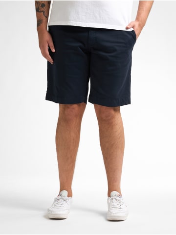 Petrol Industries Plus Size Chino Short mit Gürtel Waveview in Blau