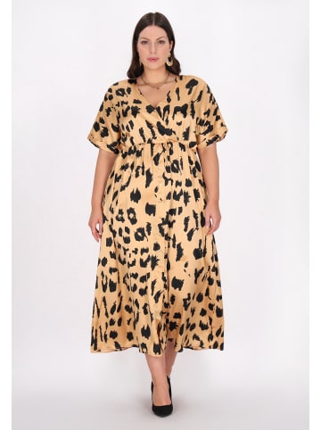 faina Women Plus Size Dress in Khaki