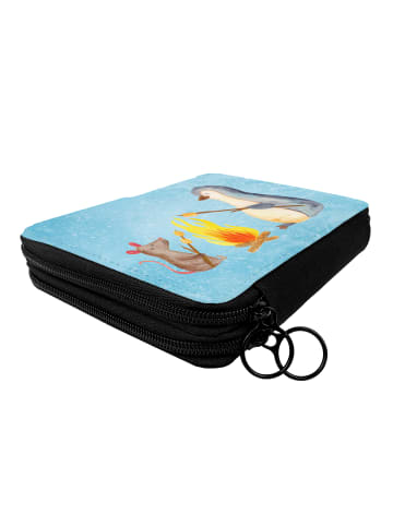 Mr. & Mrs. Panda Federmäppchen Pinguin Lagerfeuer ohne Spruch in Eisblau