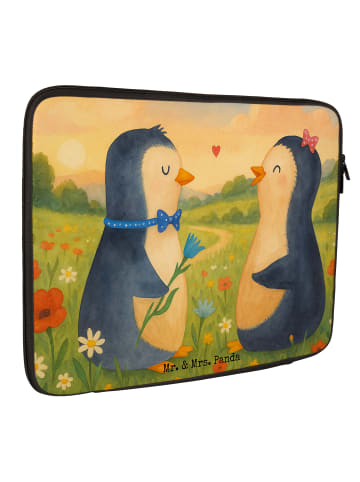 Mr. & Mrs. Panda Laptop Hülle Pinguin Pärchen Design ohne Spruch in Weiß