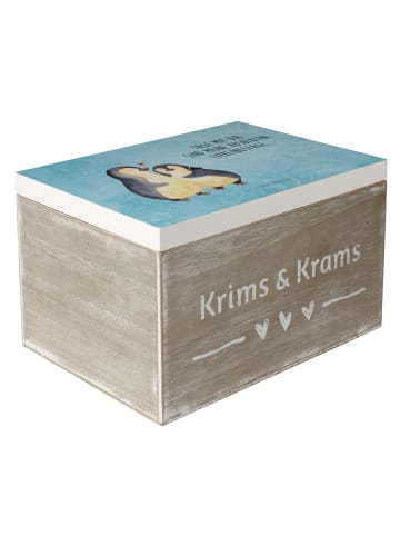 Mr. & Mrs. Panda Truhe Pinguin umarmen mit Spruch in Eisblau