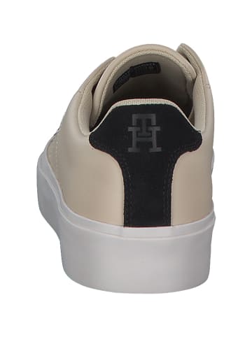 Tommy Hilfiger Klassische- & Business Schuhe in white clay