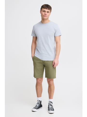 !SOLID Chinoshorts SDThement 21102231ME kurze Hose mit zwei verdeckten Gesäßtaschen in Grün