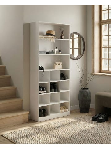 Beliani Schuhschrank LAJAMANU in Weiß - (W) 80 x (H) 180 x (L) 30 cm