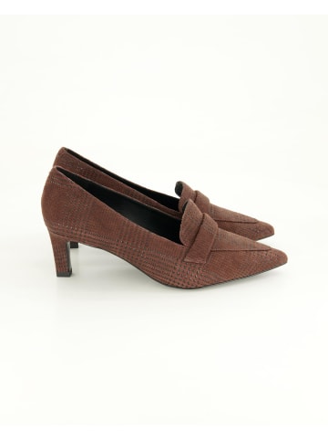 Klassische Pumps in Braun
