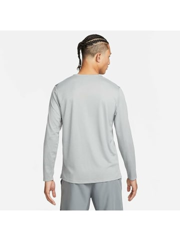 Nike Funktionsshirt für Herren in uni