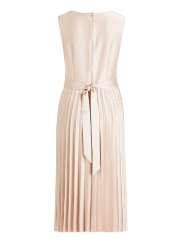 BETTY & CO Chiffonkleid mit Plissee in Grau