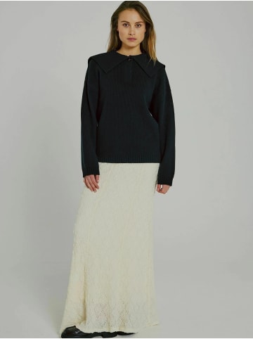Norr Top Fea in Black