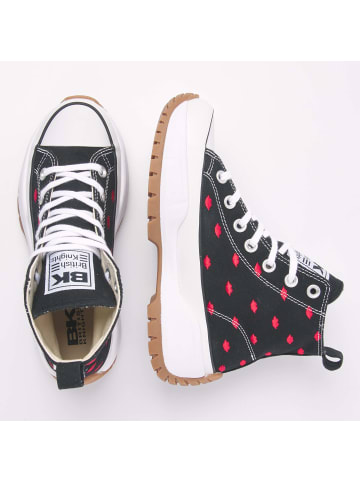 British Knights Sneaker Kaya mid fly in schwarz/rote lippen