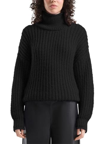 Q/S designed by Pullover in Schwarz