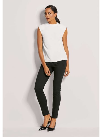 MADELEINE Ärmelfreies Ripp-Shirt in wollweiß