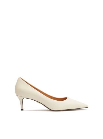 Kazar Pumps in Creme