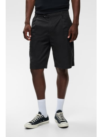 Matinique Shorts MAPierre Relaxed fit in Black