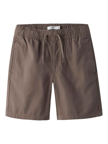 name it Shorts in Walnut