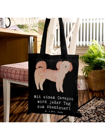 Mr. & Mrs. Panda Shopping Tasche Cavapoo Abenteuer mit Spruch in Schwarz