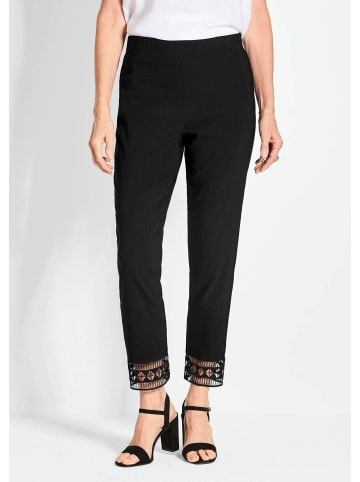 GOLDNER Kurzgröße: Freizeithose LOUISA mit Spitzenabschluss in schwarz