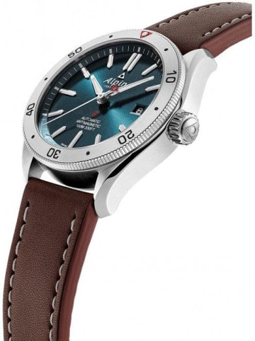 Alpina Uhr in Blau
