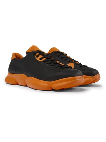Camper Sneaker " Karst " in Orange / Schwarz