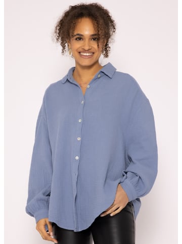 SASSYCLASSY Ultra Oversize Musselin-Blusenhemd kürzere Variante in Blau