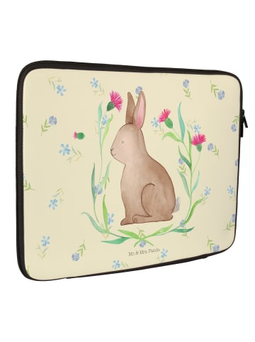 Mr. & Mrs. Panda Hülle Laptop Hase Sitzen ohne Spruch in Blumig