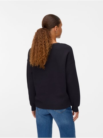 Vero Moda Sweatshirt in Black
