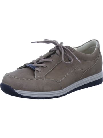 Finn Comfort Sneaker in grau