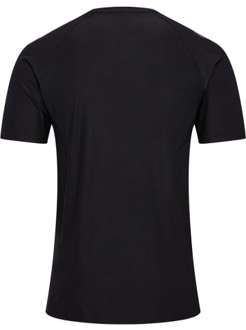 Hummel T-Shirt "Cima 2.0 Jersey S/S" in Schwarz