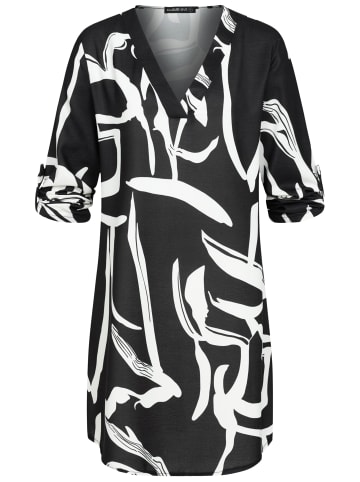 Cloud5ive Cloud5ive Kleider in black