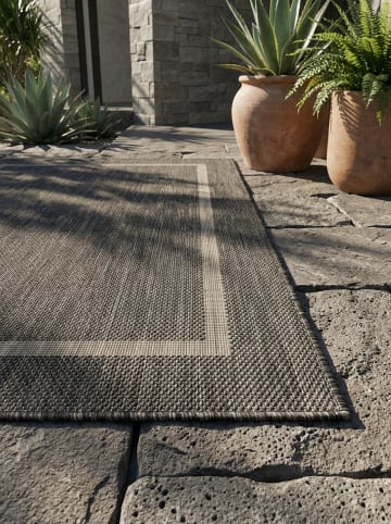 KADIMA DESIGN Teppich Outdoor Waschbar Einfarbig ALSTER Strapazierfähig OEKO-TEX in Schwarz