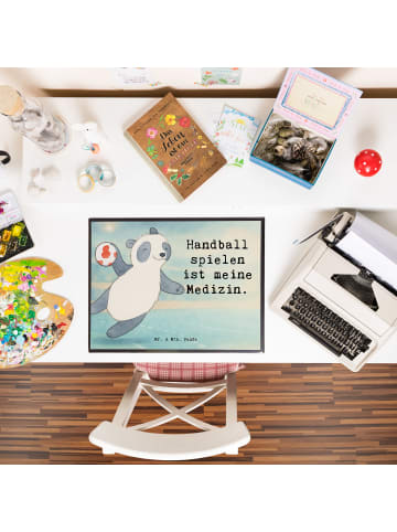 Mr. & Mrs. Panda Schreibunterlage Panda Handball spielen Design ... in Weiß