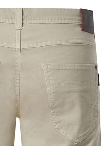 Timezone Unifarbene Shorts mit geradem Schnitt und Five-Pocket-Design in Beige