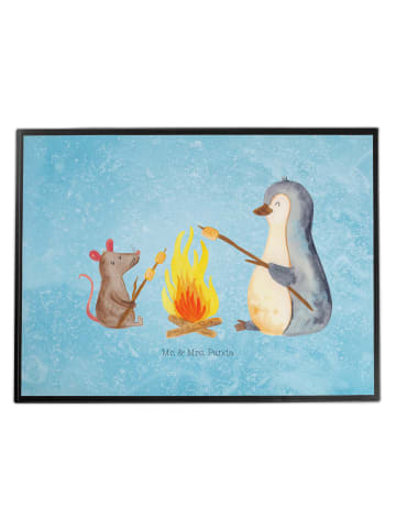 Mr. & Mrs. Panda Schreibtischauflage Pinguin Lagerfeuer ohne Spruch in Eisblau