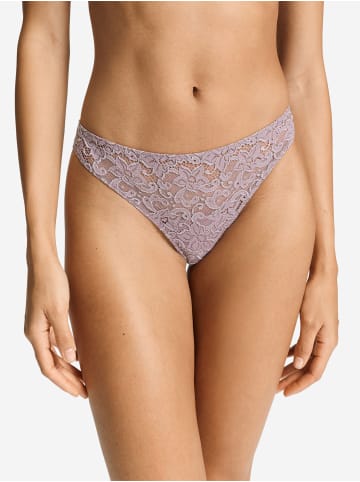 Hanro String Moments in stormy rose