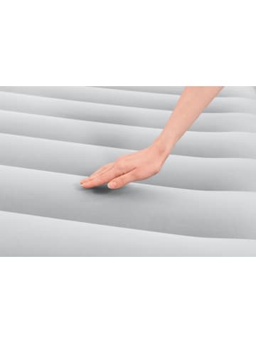 Bestway TriTech® Doppelluftbett mit integrierter Elektropumpe 203 x 152 x 61 cm in Blau ab 0 Monate
