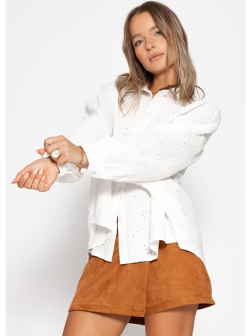 SASSYCLASSY Musselin Bluse mit Lochstickerei in Offwhite