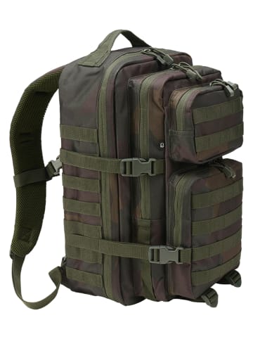 Brandit Brandit in dark woodland