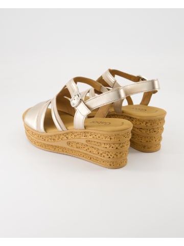 Gabor Offene Schuhe in Gold