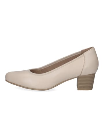 Caprice Pumps in Cream