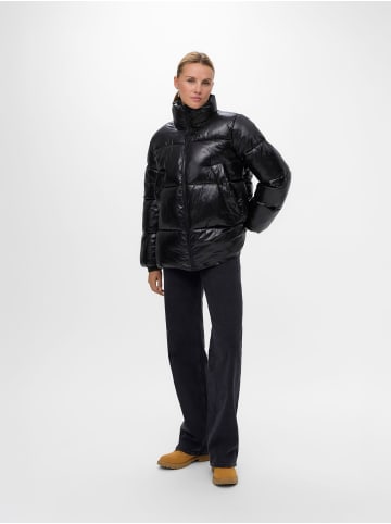 Vero Moda Mantel in Black