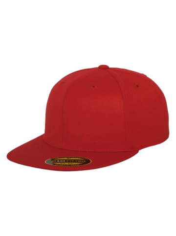  Flexfit 210 Fitted in red