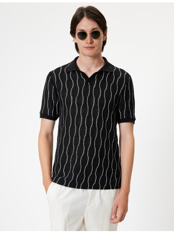 KOTON T-shirt in Schwarz Gemustert