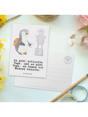 Mr. & Mrs. Panda Postkarte Pinguin Museum besuchen mit Spruch in Weiß