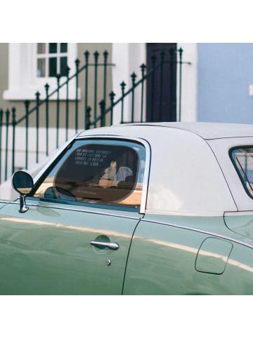 Mr. & Mrs. Panda Auto Sonnenblende Fledermaus Sitzen mit Spruch in Schwarz