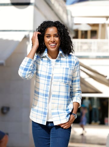 Sieh an! Fleecejacke in eisblau-champagner-kariert