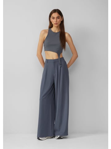 QS Hose lang in Grau